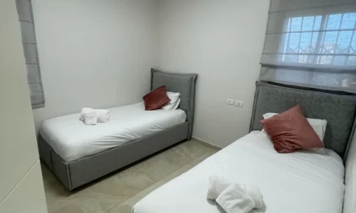 19 easy-vacations.com דירת אירוח שרי ישראל 9